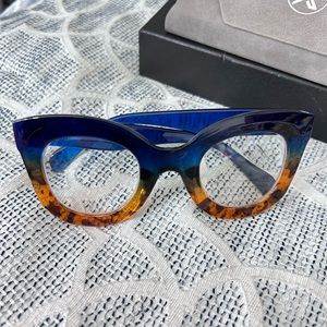 WOMEN FASHIONABLE BLUE AND BLACK NEW EYE GLASS FRAMES